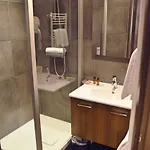 莱班别墅酒店 3*