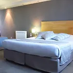 Les Bains Szálloda 3*