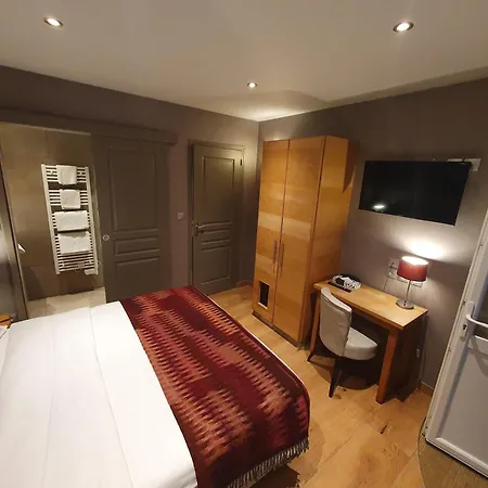 Отель Les Bains 3*