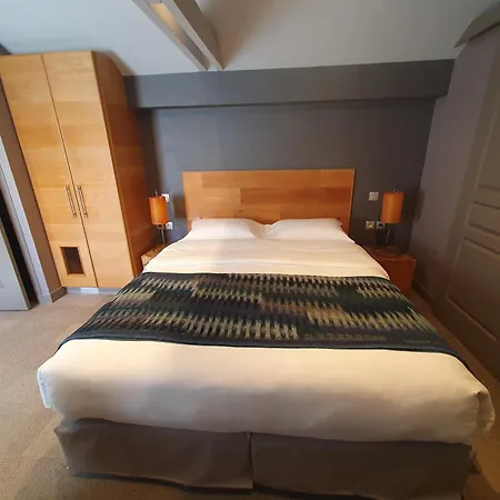 Les Bains Ульгат