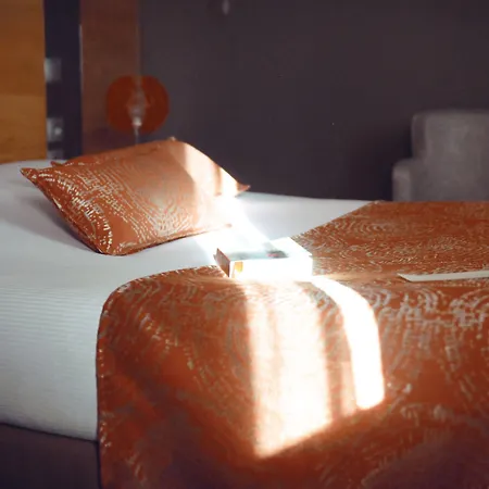 Les Bains Ульгат