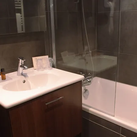 Отель Les Bains