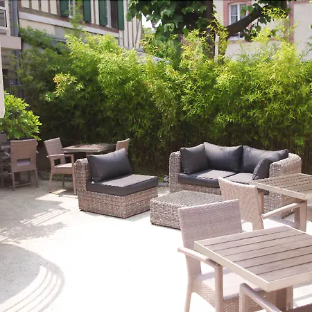Les Bains 3*