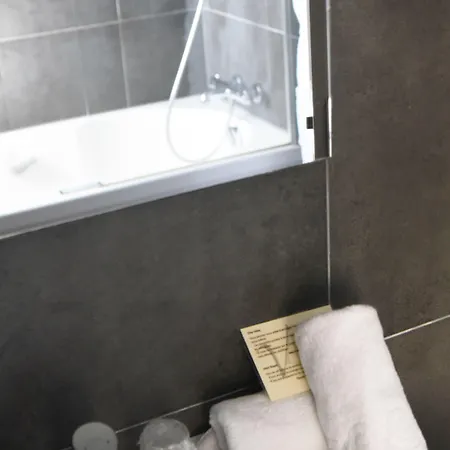 Les Bains