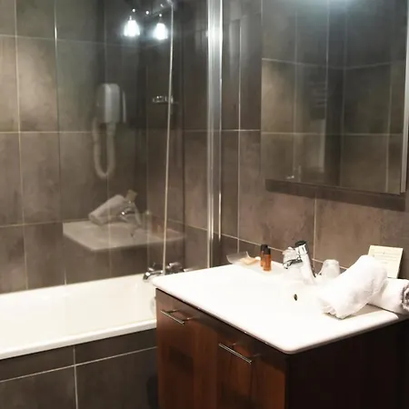 Les Bains 호텔 울가트